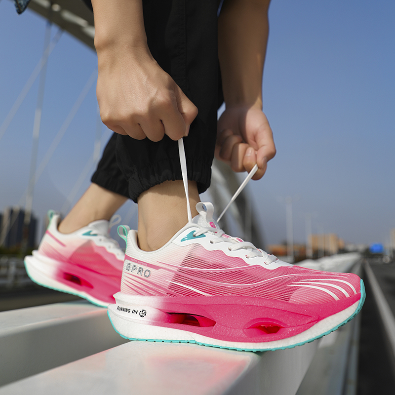 รองเท้ากีฬาผู้ชาย รองเท้าวิ่งแ - Running Gear Ladies บทวิจารณ์และราคา