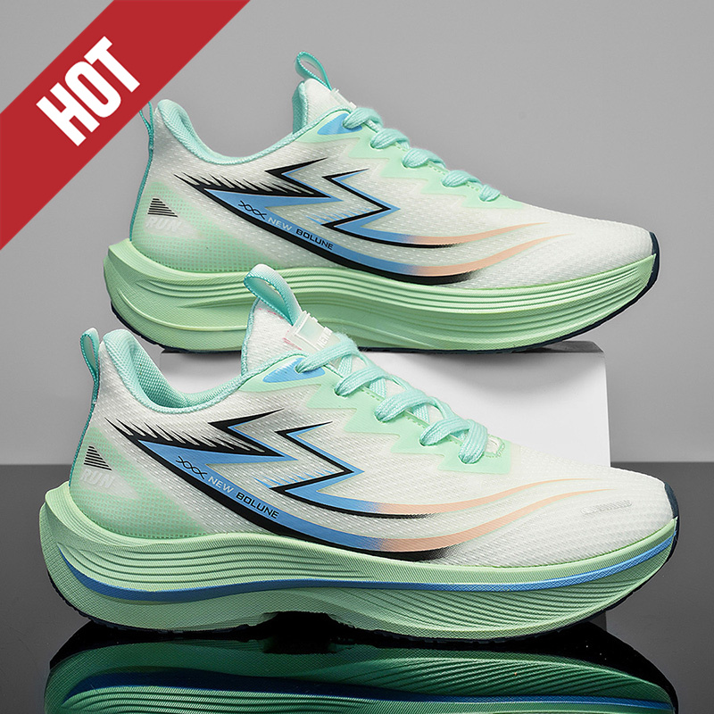 รองเท้าวิ่งมาราธอนคาร์บอนบอร์ด - Running Gear Ladies บทวิจารณ์และราคา