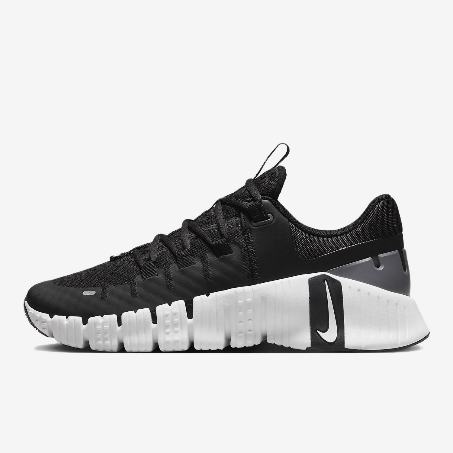 รองเท้าฝึกซ้อมระบายอากาศ Nike  - Nike Shoes Free Metcon 5 บทวิจารณ์และราคา